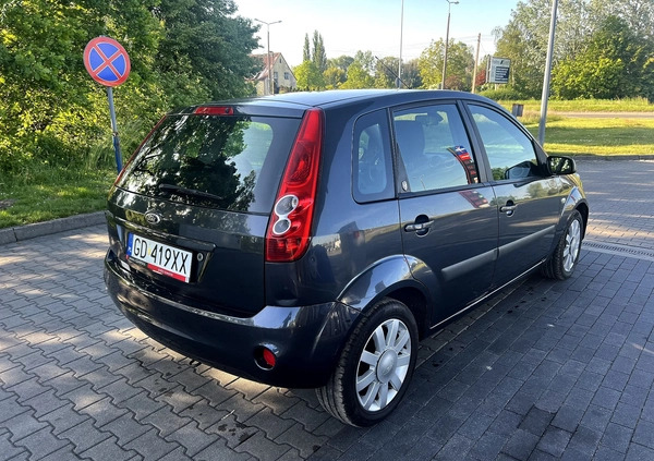 Ford Fiesta cena 10900 przebieg: 203000, rok produkcji 2006 z Gdańsk małe 379